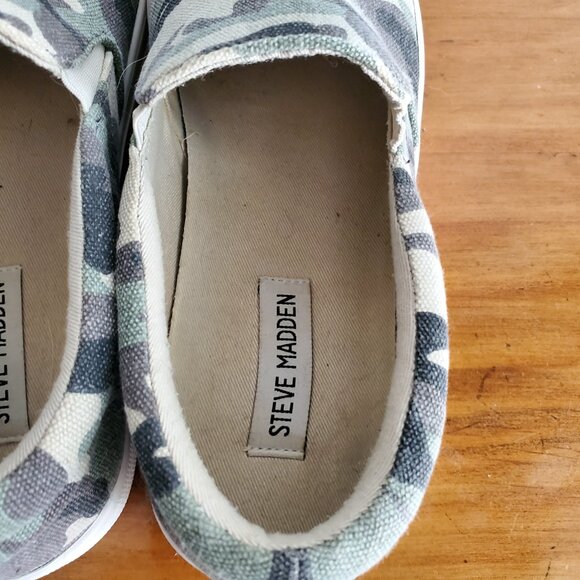 Steve Madden Camo Shoes | Women's Size 9 - Picture 3 of 6